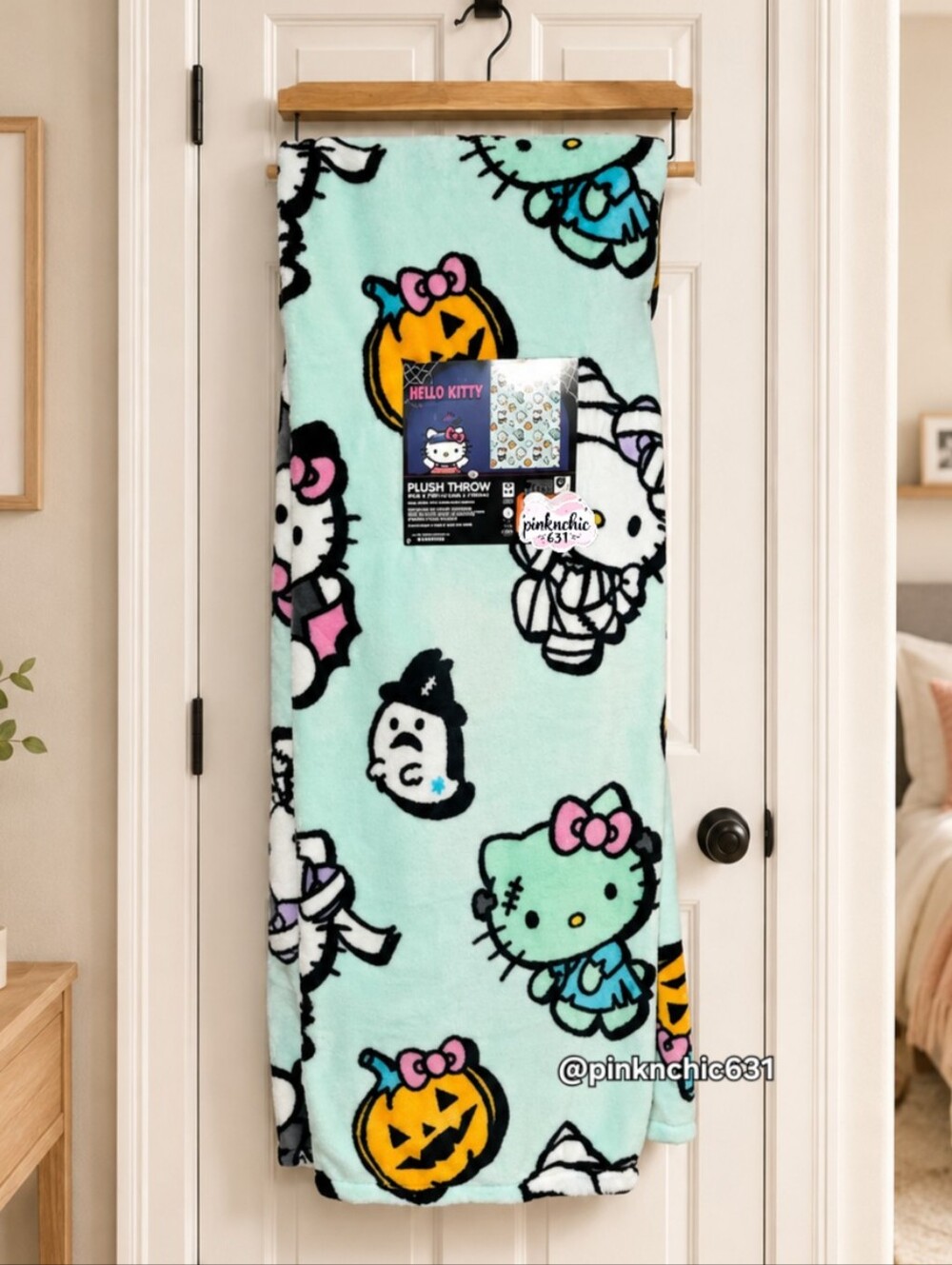 Hello Kitty Green Halloween Plush Throw Blanket Frankenstein Mummy Vampire Ghost